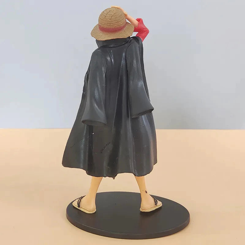 Figura de Ação - Monkey D. Luffy Capa Preta - One Piece