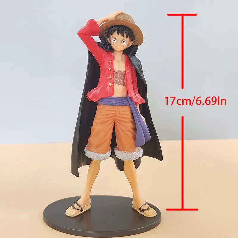 Figura de Ação - Monkey D. Luffy Capa Preta - One Piece